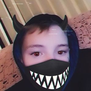 Meet your Posher, Ethan